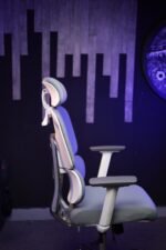 كرسي  Comfort Max  – راحة استثنائية بتقنية Molded Foam  – ظهر المونيوم – متوفر أسود ورصاصي