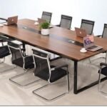 ترابيزة اجتماعات خشب MDF اسباني مع شاسيه معدن