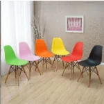 كرسي أكريليك مستورد  متعدد الالوان بضمان ضد الكسر