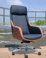 كرسي مدير فاخر جلد مستورد  – راحة وأناقة للمكاتب التنفيذية