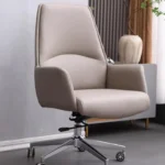 كرسي مكتب إداري فاخر بتصميم عصري ناعم - جلد جريج / بيج رمادي (Minimalist High-Back Executive Office Chair - Warm Greige Leather)