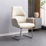 كرسي مكتب ثابت بقاعدة كانتيليفر كروم - جلد كريمي / أوف وايت (Fixed Cantilever Visitor & Conference Office Chair - Cream / Off-White Leather)